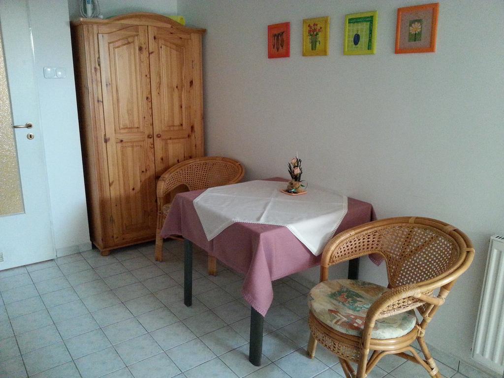 Pedestrian Street Apartment